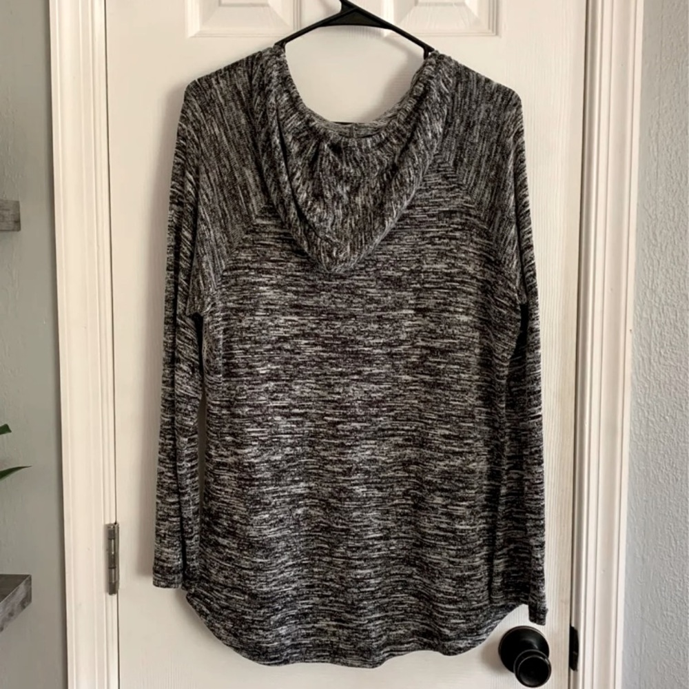 Sweater - Picture 3 of 7